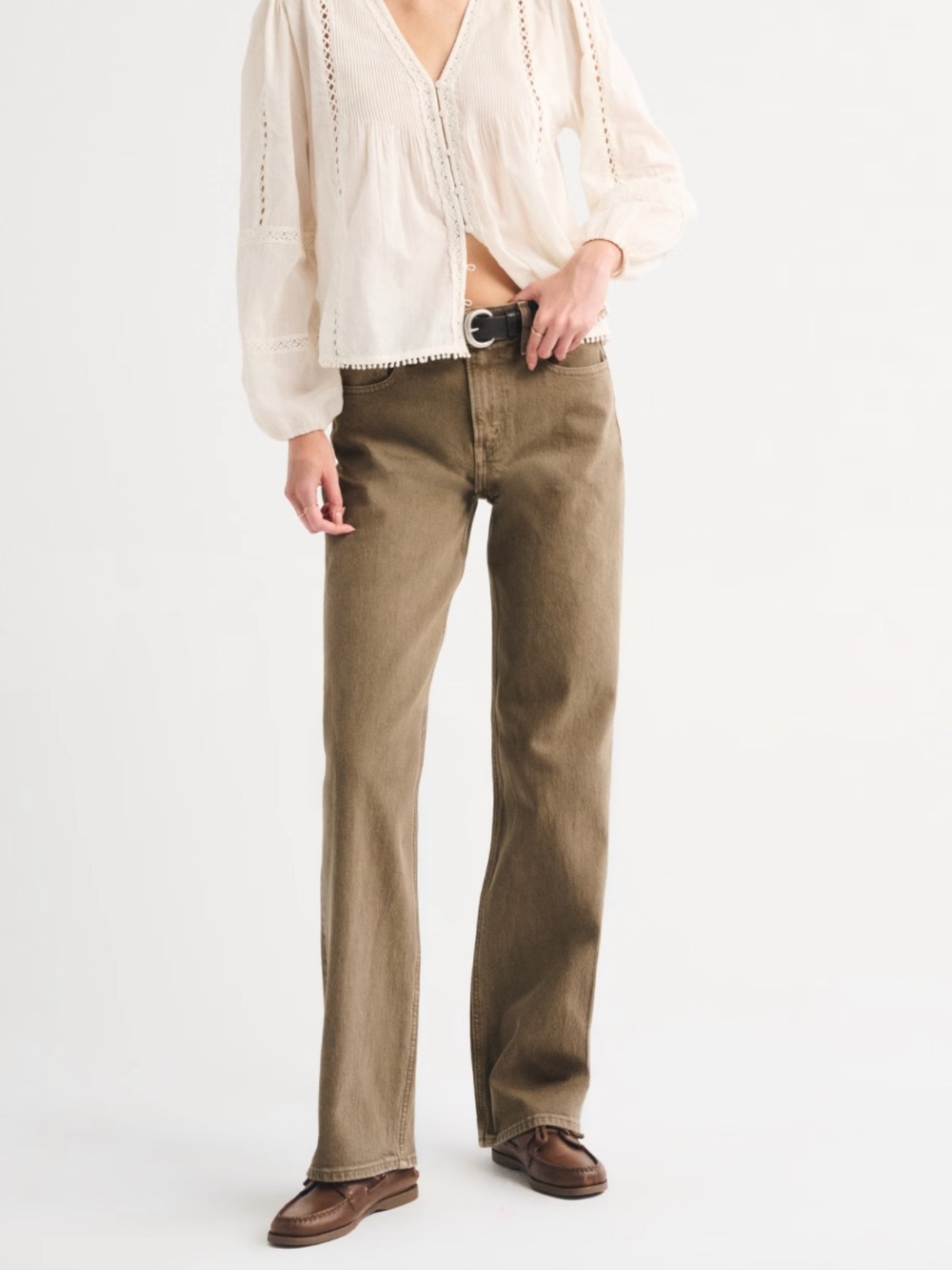 Abercrombie & Fitch High Rise 90s Relaxed Jean- 29